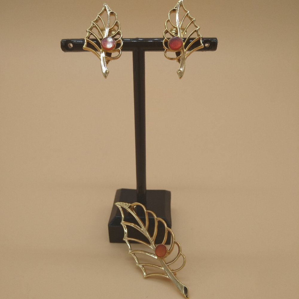 Vintage Clip On Earrings Brooch Set 1970s Gold Tone Autumn Leaf Orange Accent